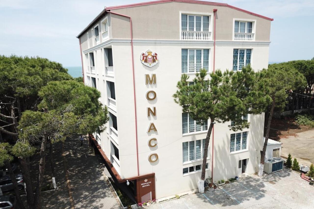 Hotel Monaco & Garden Golem  Εξωτερικό φωτογραφία