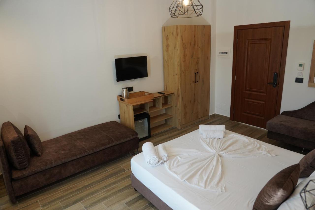 Hotel Monaco & Garden Golem  Εξωτερικό φωτογραφία