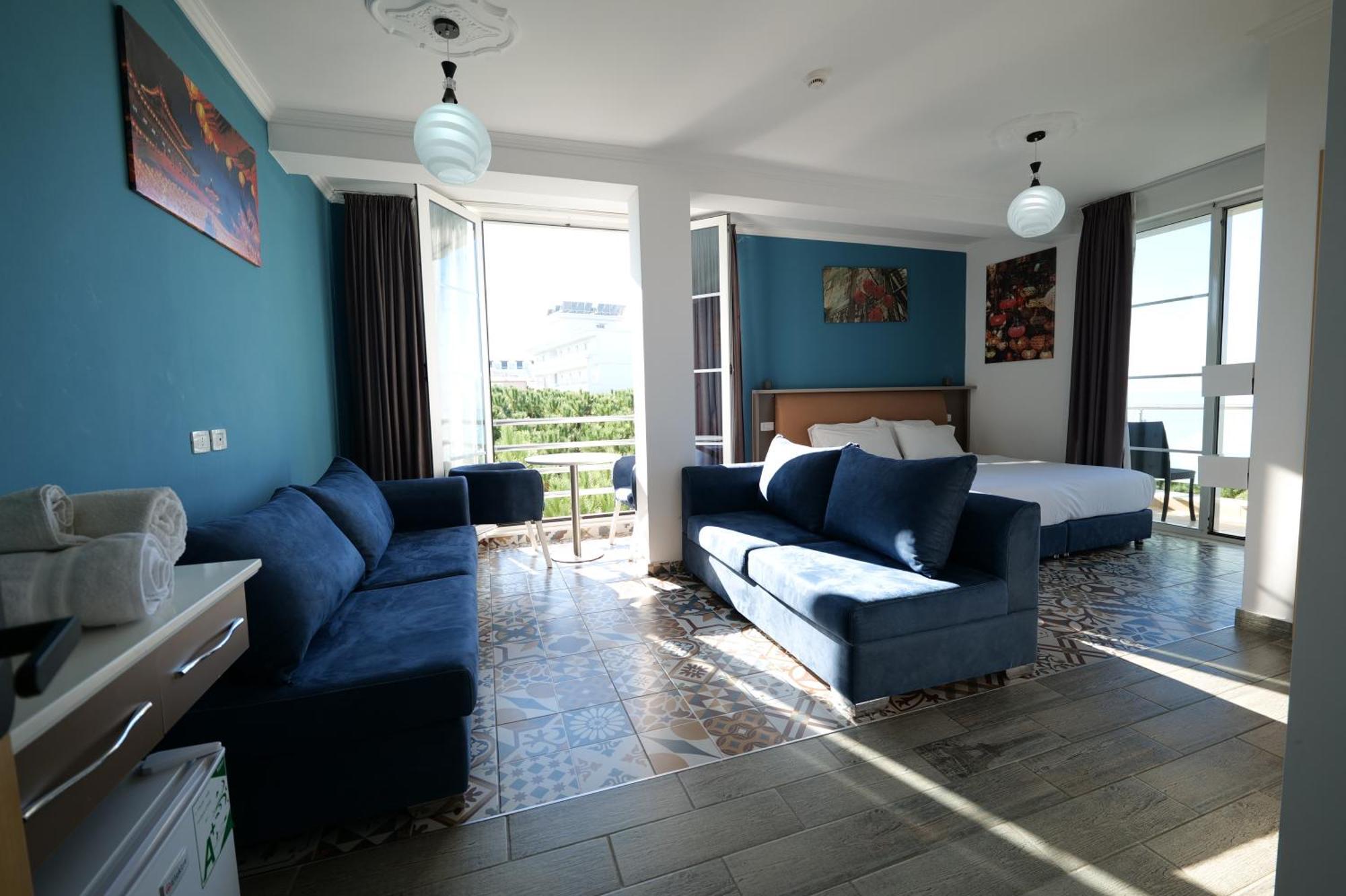 Hotel Monaco & Garden Golem  Εξωτερικό φωτογραφία