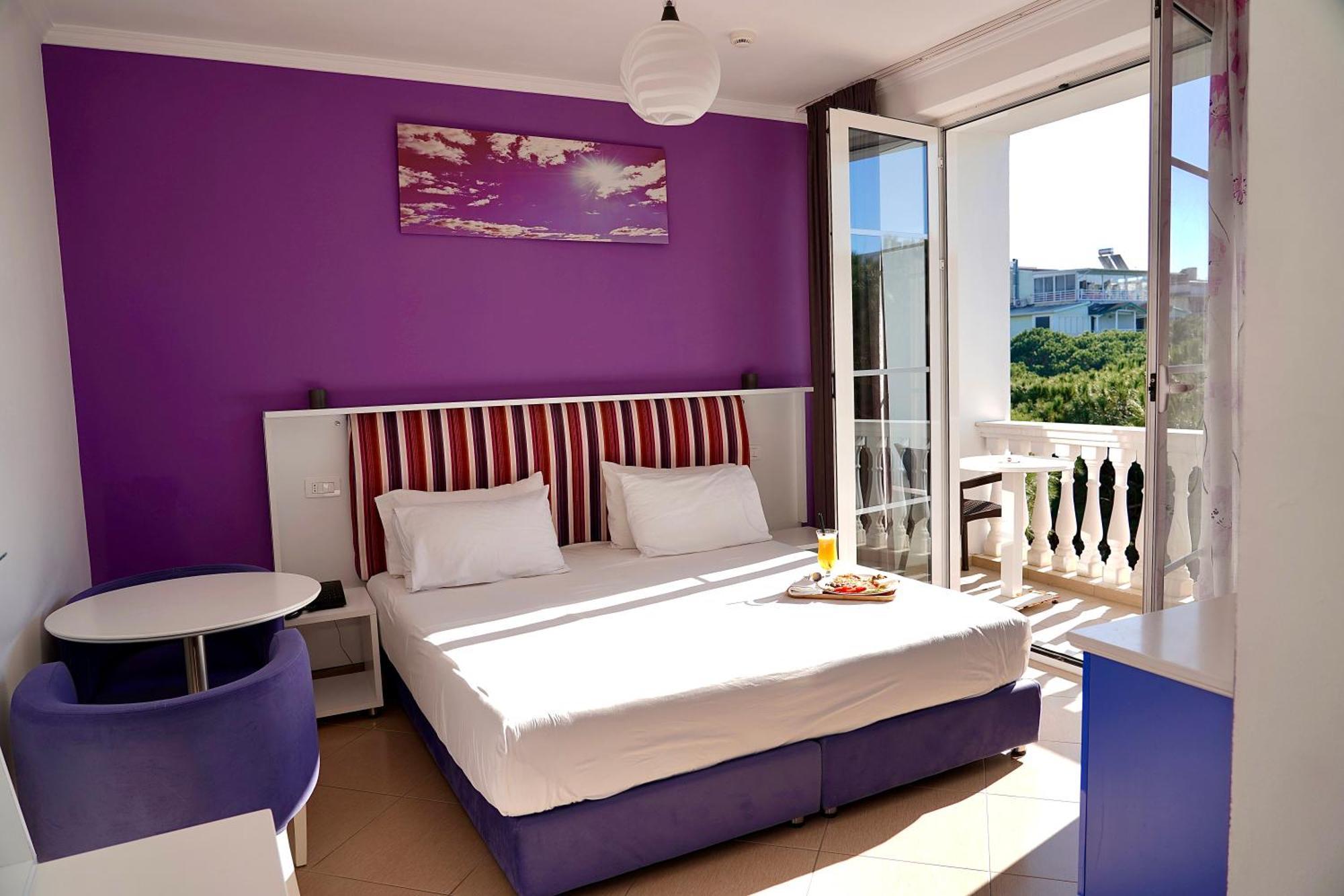 Hotel Monaco & Garden Golem  Εξωτερικό φωτογραφία